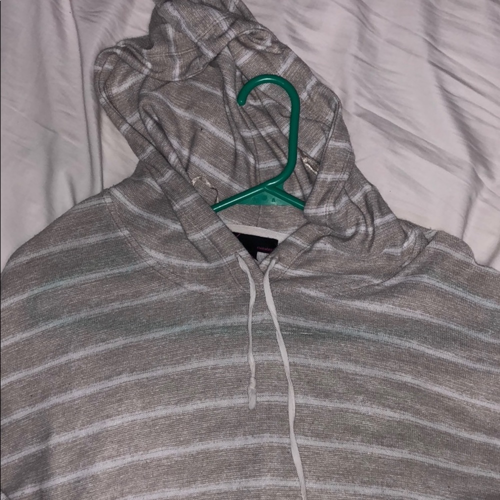 striped hoodie